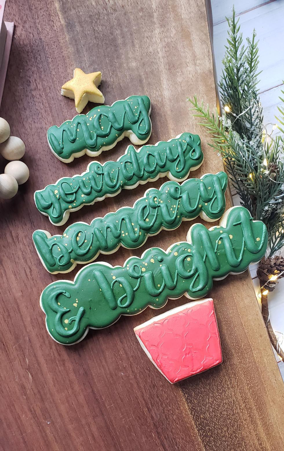 Merry & Bright Word Tree