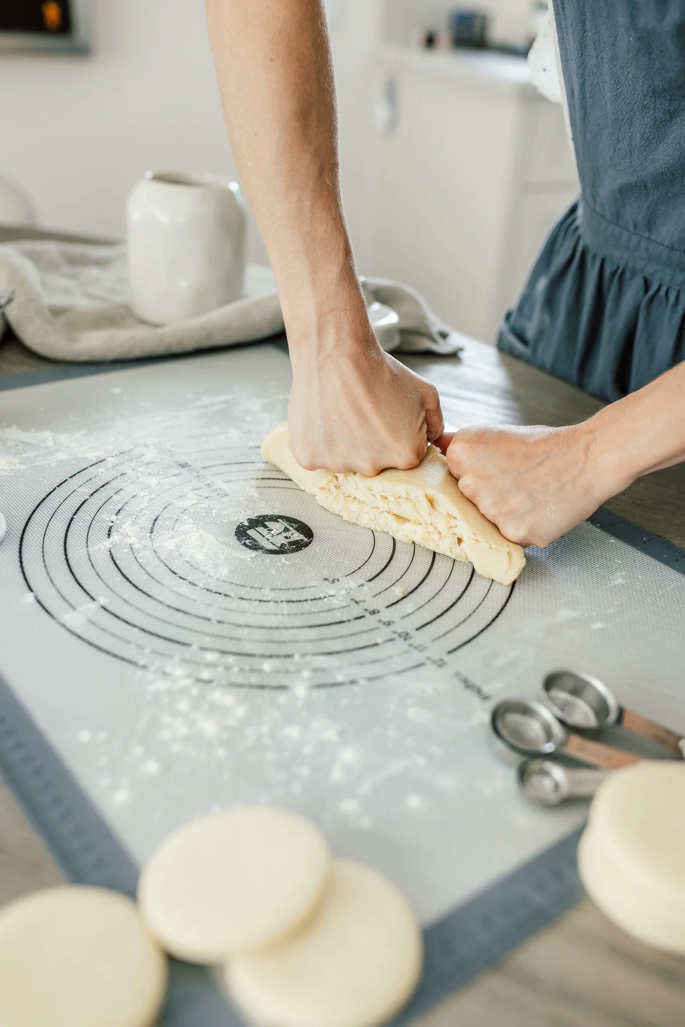 The Sugar Shoppe Silicone Pastry Mat