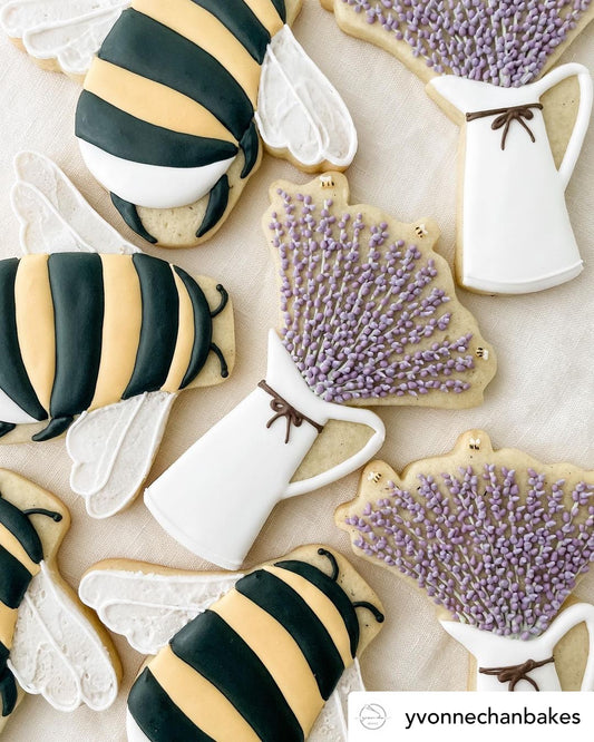 Bumble Bee by: Yvonne Chan Bakes